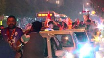 Adana Galatasaraylı Taraftarlar Şampiyonluğu Kutladı