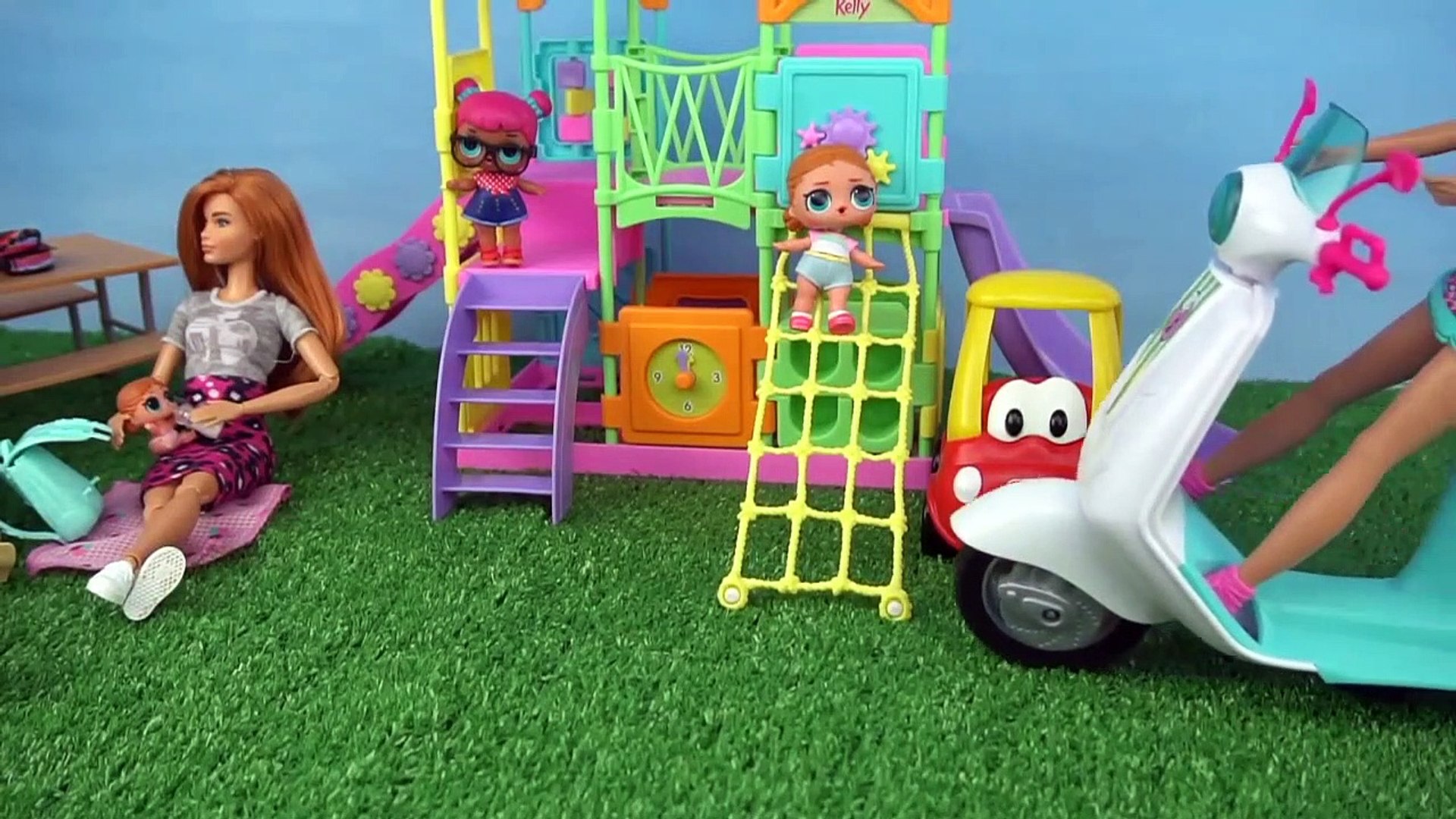 Bebés LOL Surprise y Mama Barbie de Viaje, Van al Parque y Supermercado -  Vidéo Dailymotion