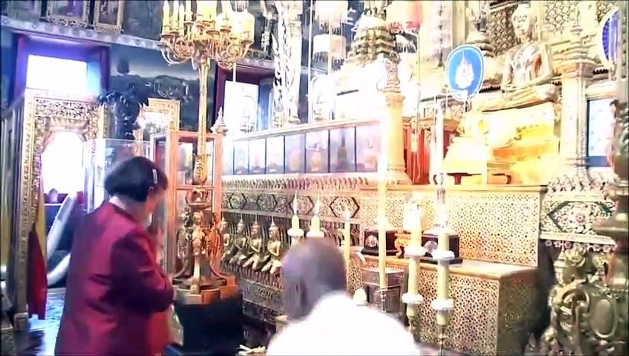 สมเด็จพระกนิษฐาธิราชเจ้า กรมสมเด็จพระเทพฯ เสด็จเวียนเทียน วัดพระศรีรัตนศาสดาราม เนื่องในวันวิสาขบูชา