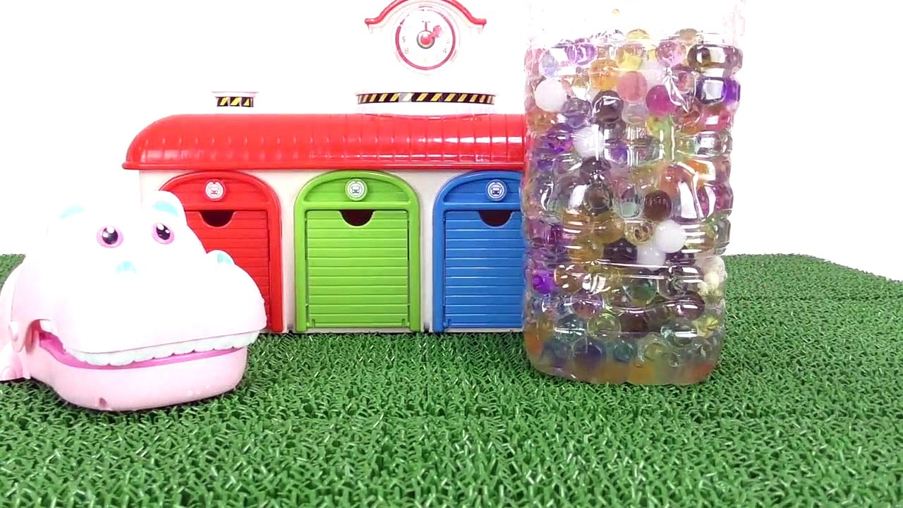 Big Orbeez Water Balloon vs Giant Hippo Parent and Child Bomb Experiment