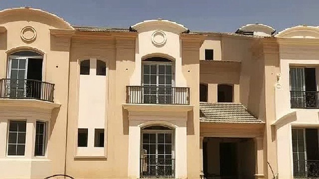 Amazing Townhousa For Sale With Installment in Layan Residence