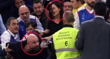 Oyuncu Yasemin Özilhan ile Eşi İzzet Özilhan, Efes Maçında Saldırıya Uğradı