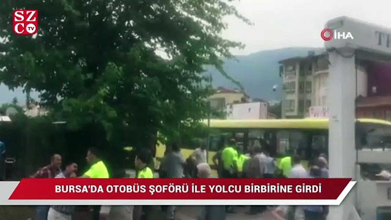 Bursa'da otobüs şoförü ile yolcu birbirine girdi ortalık savaş alanına döndü
