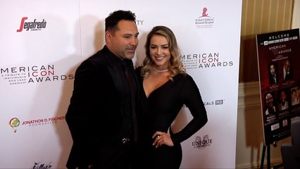 Oscar De La Hoya "American Icon Awards" Gala Red Carpet