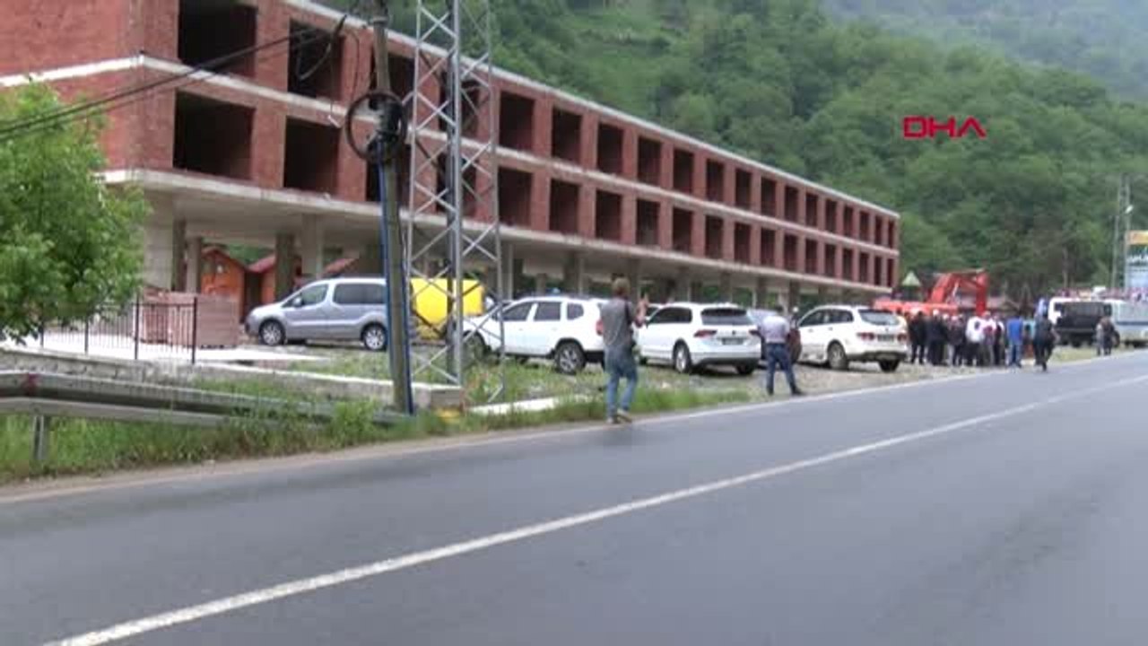 Rize Fırtına Vadisi'nde Kaçak Yapıların Yıkımı Öncesi Gerginlik -5
