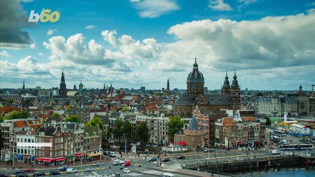 Attack of the Fanny Pack! Europe's Top Vacation Spots are Crawling With Tourists