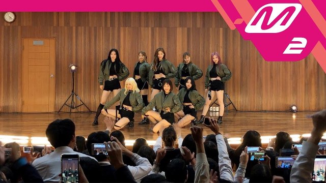 [스쿨오브락] 위키미키 직캠 'Crush' (Weki Meki FanCam) | 2018.10.15