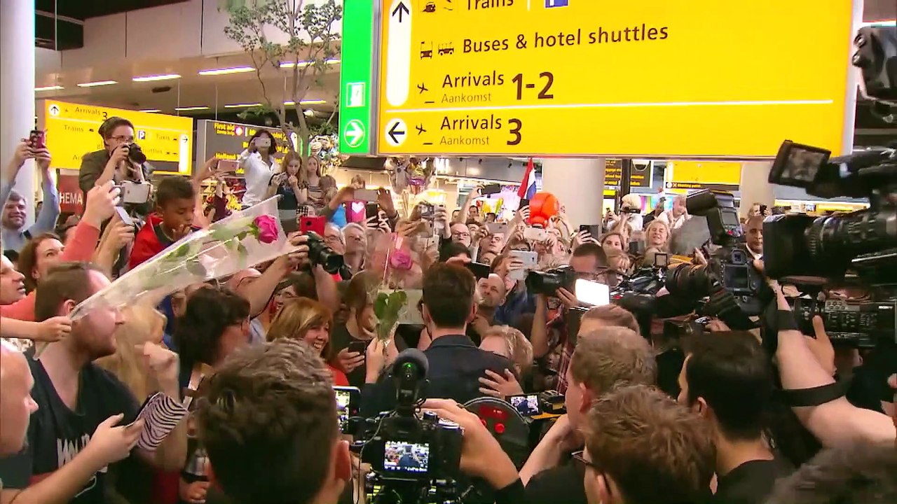 Duncan Laurence, ganador de Eurovisión, recibido como un héroe en Amsterdam