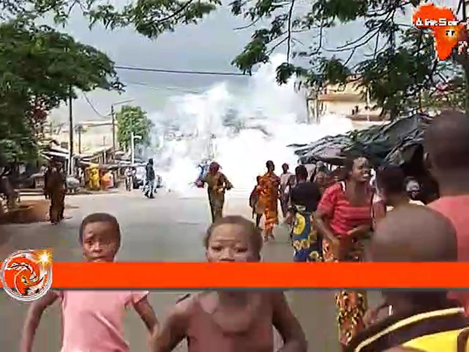 Côte d'Ivoire : Une marche contre les "microbes" matée par la police à Attécoubé 2