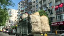 İzmir’de kamyonet kasasında ölüme davetiye çıkaran yolculuk