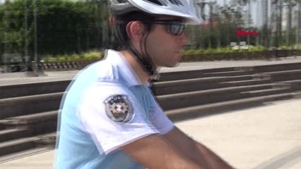 Mersin Sahildeki Vatandaşı 'Martılar' Koruyacak