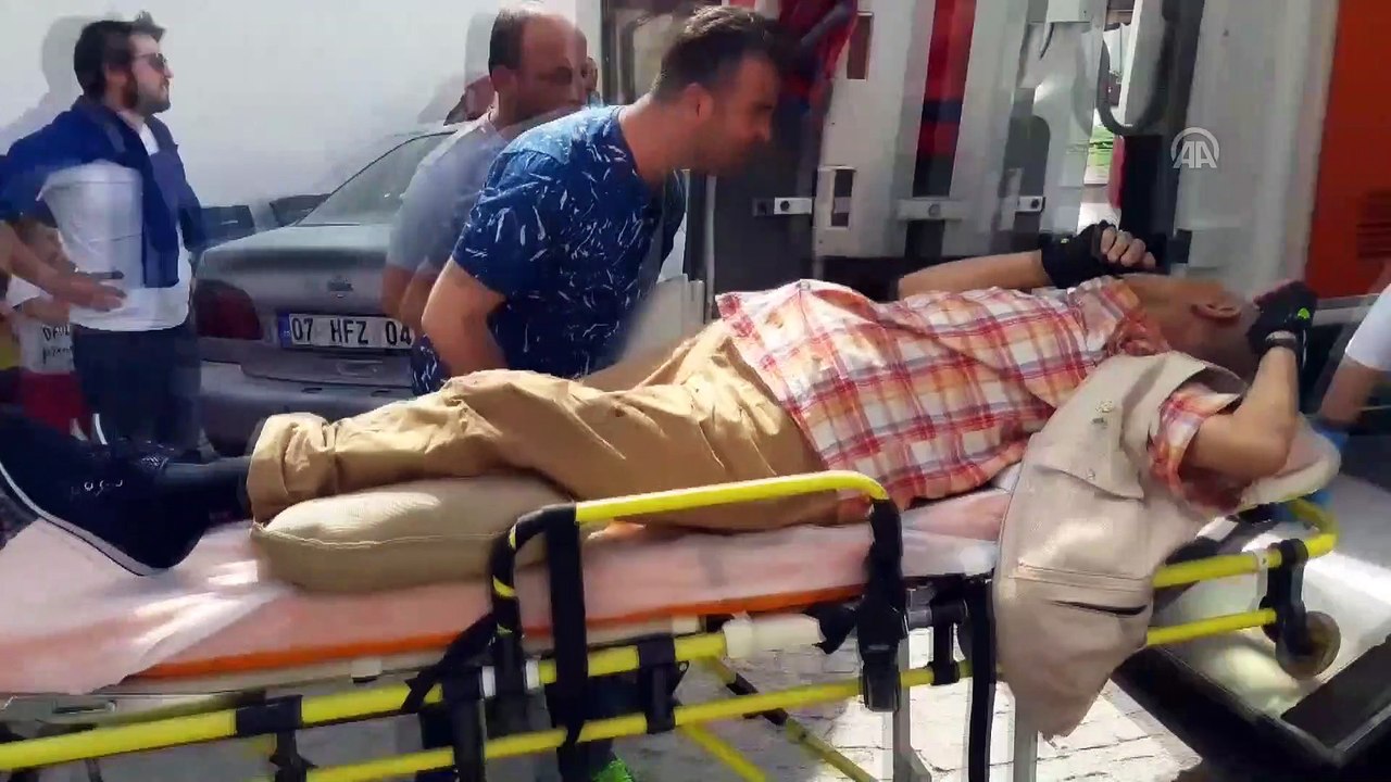 Kafeye av tüfeğiyle ateş açıldı: 2 yaralı - KONYA