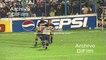 Martin Palermo festejando los goles convertidos en Boca Juniors 1999