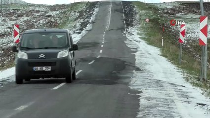 - Dolu yağışı Ardahan'ı beyaza bürüdü