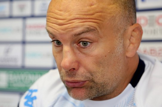 Yannick Bru, manager de l'Aviron Bayonnais, invité de Pack des sports (France Bleu Pays Basque)