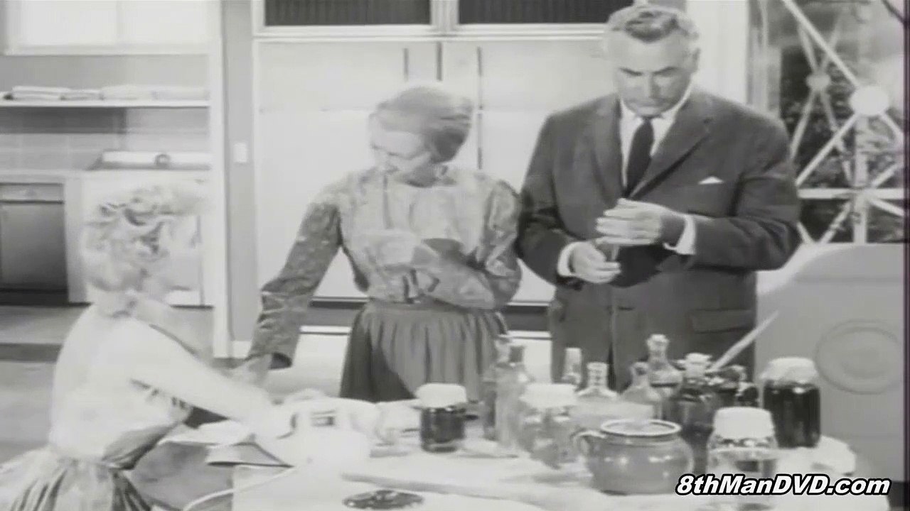 The Beverly Hillbillies - Season 1 - Episode 4 - The Clampetts Meet Mrs. Drysdale 1962