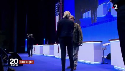 Élections européennes : le Rassemblement national sous l'influence de Steve Bannon ?