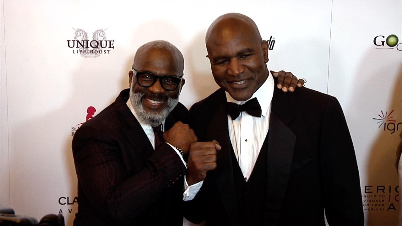 BeBe Winans "American Icon Awards" Gala Red Carpet