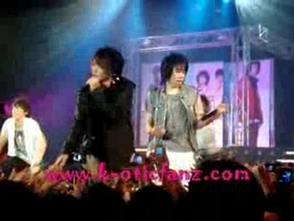 Live1