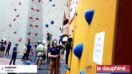 Aubenas : le premier championnat du monde scolaire d'escalade de l'histoire