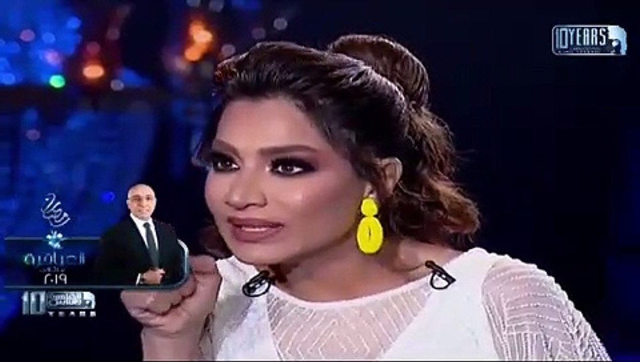ناهد_السباعي: انا كنت بنام في النص بين أمي وجوز أمي