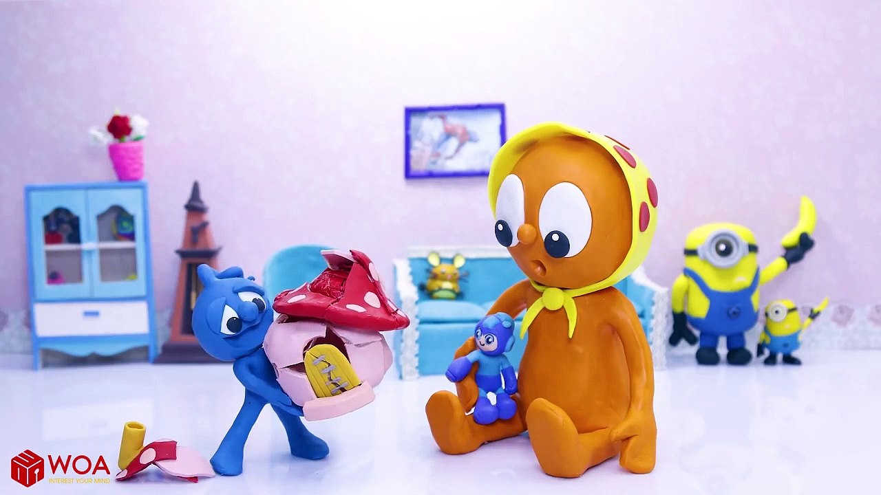 CLAY MIXER: A TINY HOUSE WITH A BIG SURPRISE  Play Doh Cartoons