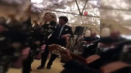 - Hollanda Kraliçesinin Çılgın Dansına Sansür