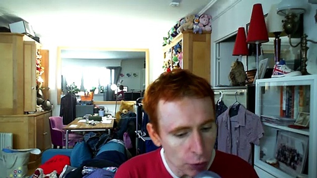 Wiwi égratigne "n'y touchez pas" de Jean Luc Lahaye