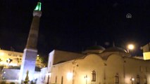 HUZUR VE BEREKET AYI RAMAZAN - Tarihi camide hatimle namaza saf tutuyorlar - SİİRT