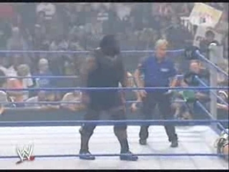 Mark_Henry_Vs_Sterling_Keenan