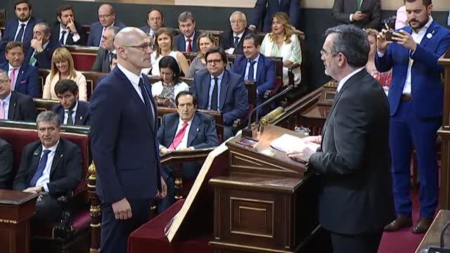 Raúl Romeva promete acatar la Constitución como preso político y por imperativo legal