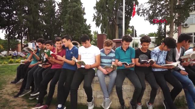 Manisa Liseliler Farkındalık İçin Kitap Okuma Etkinliği