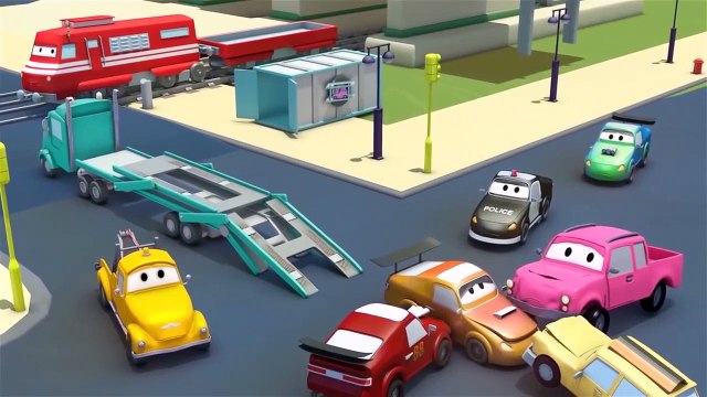Troy le Train et la Moissonneuse batteuse à Car City | Dessin animés pour enfants