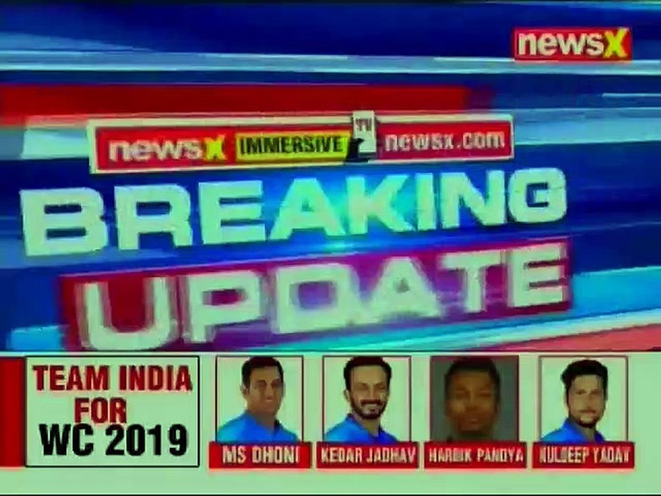 K'taka Congress issues showcause notice to Roshan Baig for blaming Siddaramaiah for coalition chaos