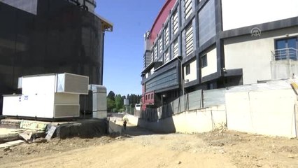 Bakan Kasapoğlu, Burhan Felek Spor Kompleksi'ni Gezdi