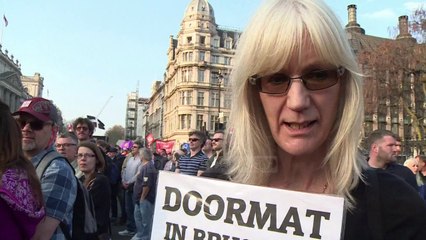 Brexit/ BE fton May-n në samit të posaçëm