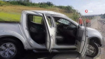 Kontrolden çıkan kamyonet takla attı: 2 yaralı