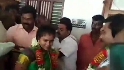 திருமா தலைமையில் வன்னியர் மணமக்களுக்கு திருமணம் நடைபெற்றது