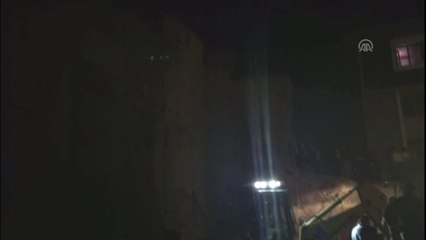 Eyüpsultan'da İnşaat Çukuruna Düşen Çocuk Kurtarıldı