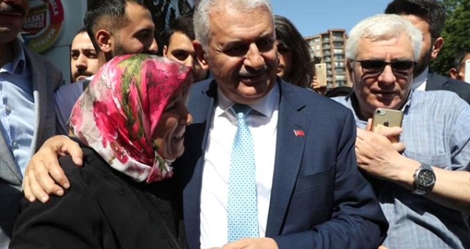 AK Parti İstanbul Adayı Binali Yıldırım, Vatandaşın Af Çıkacak mı Sorusuna Yanıt Verdi