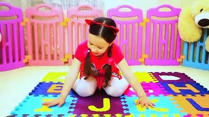 ABC Song - Nursery Rhymes videos for kids by Eva Star, hide and seek with toys