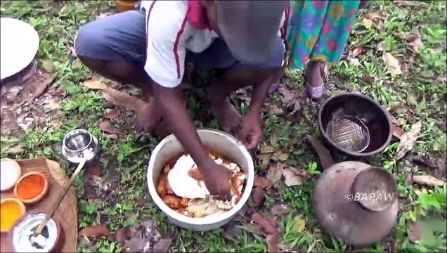 Village Aliments Pilon de Poulet au Curry préparé dans mon Village par une Petite Fille de Papa