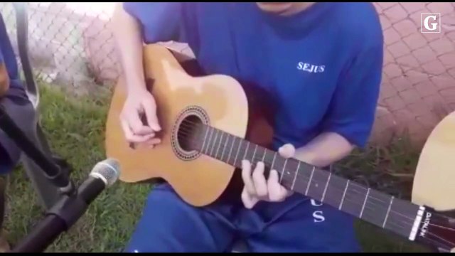 Detentos tocam Legião Urbana e divulgam projeto em presídio no ES