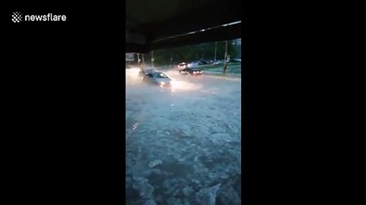 Shocking storm submerges moving cars in Varna, Bulgaria
