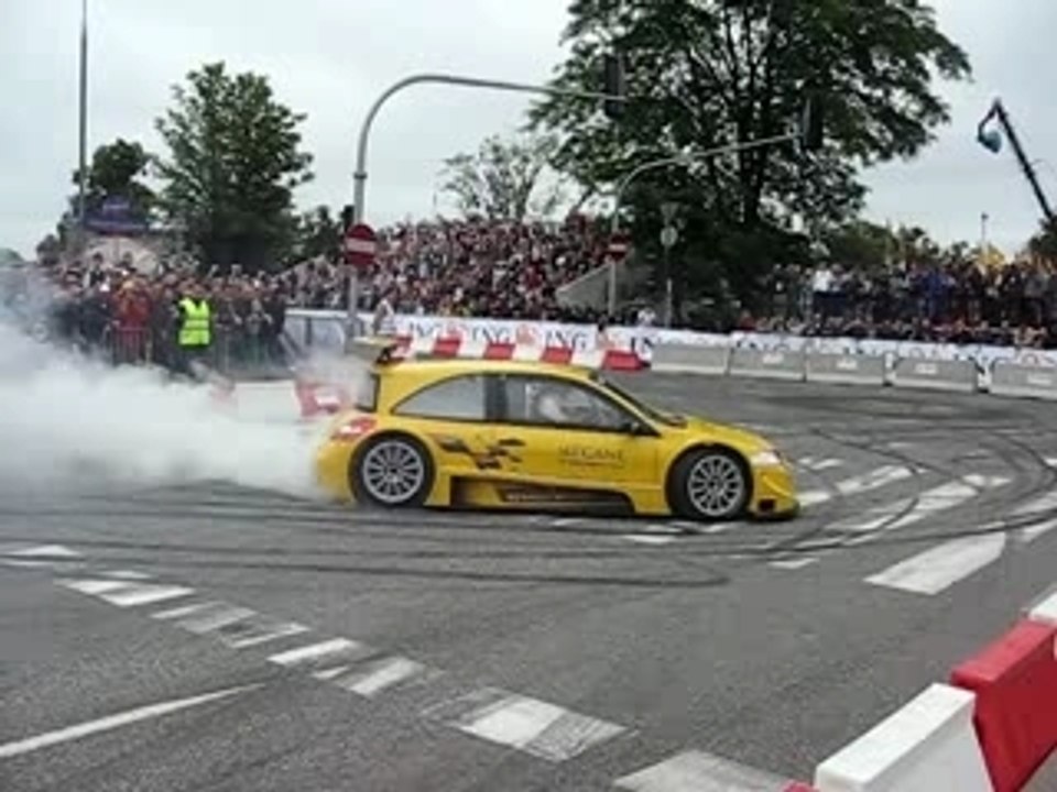 DRIFT MEGANE TROPHY 180° Show Varsovie