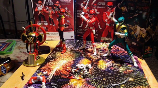 S.H. Figuarts Kaizoku Sentai Gokaiger Gokai Red Unboxing/Review