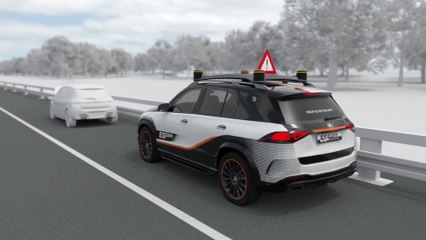 Mercedes-Benz ESF 2019 - Gefahrenstellenabsicherung
