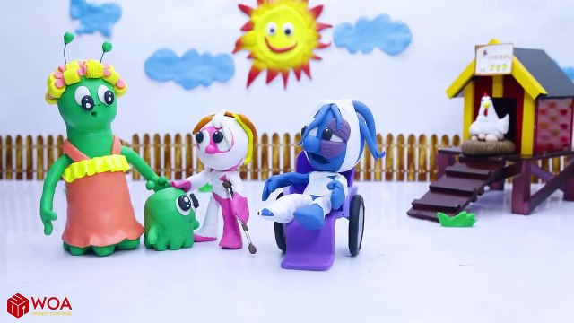 CLAY MIXER: MESSY ALIEN BABYSITTING Play Doh Cartoons