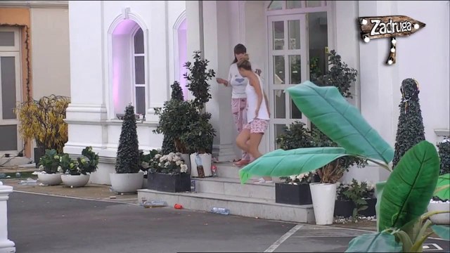 MILJANA MORALA DA POBEGNE U APARTMAN. Zadrugari hteli da je linčuju nakon onog što je uradila Sanji i Matoroj!