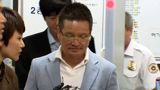 윤중천 영장 심사 종료... 모든 혐의 부인 / YTN